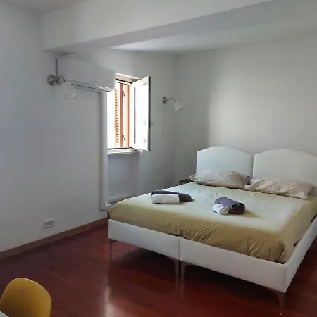 Gæstehus Benedetto Cairoli 3*