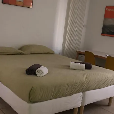 Benedetto Cairoli Guest house Bari