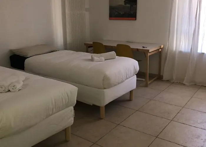 Benedetto Cairoli Pensionat 3*